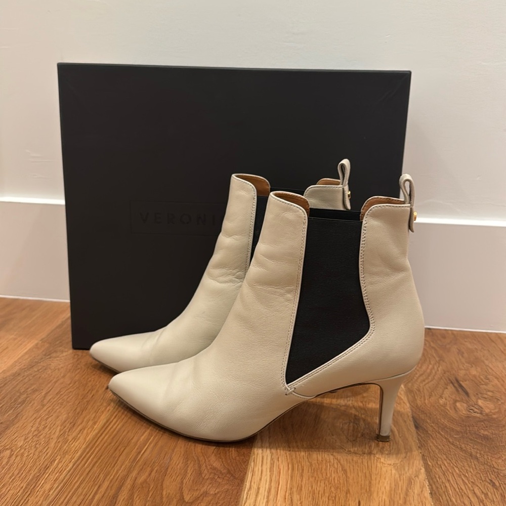 Veronica Beard Parker Kitten Heel booties
